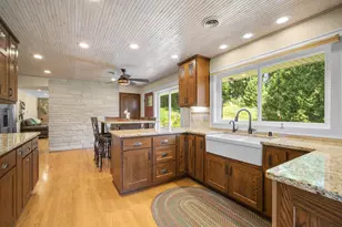 818 Badger Ln, West Bend, WI 53095 - Photo 6