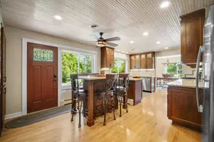 818 Badger Ln, West Bend, WI 53095 - Photo 10
