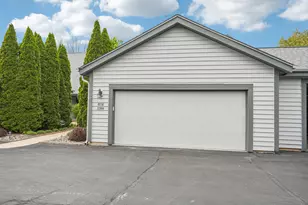 W176S7494 Harbor Cir, Muskego, WI 53150 - Photo 56