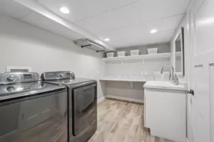 W176S7494 Harbor Cir, Muskego, WI 53150 - Photo 36