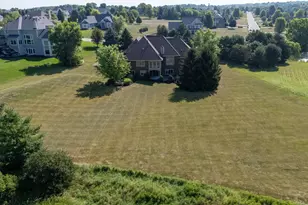 N60W27257 Trappers Run, Merton, WI 53089 - Photo 4
