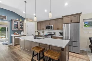W242N6316 Oak Dr, Sussex, WI 53089 - Photo 8