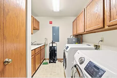 3018  86th St #204, Kenosha, WI 53142 - Photo 16