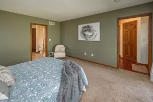 1716 Erin Ln, Waukesha, WI 53188 - Photo 26