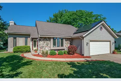 1716  Erin Ln, Waukesha, WI 53188 - Photo 1