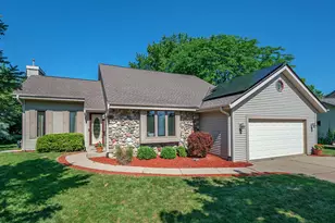 1716 Erin Ln, Waukesha, WI 53188 - Photo 1