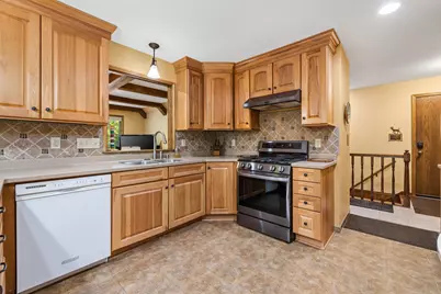 W342S4510  Moraine Hills Dr, Ottawa, WI 53118 - Photo 16