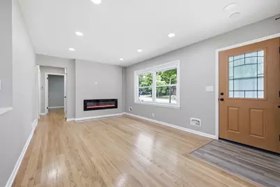 8233 W Lancaster Ave, Milwaukee, WI 53218 - Photo 2
