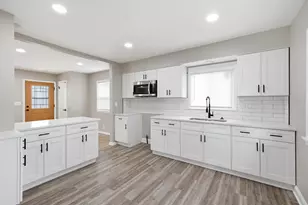 8233 W Lancaster Ave, Milwaukee, WI 53218 - Photo 4