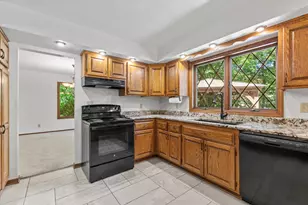 S68W17886 East Dr, Muskego, WI 53150 - Photo 12