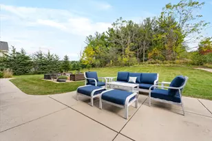 W273N2420 Arlington Ct, Pewaukee, WI 53072 - Photo 50