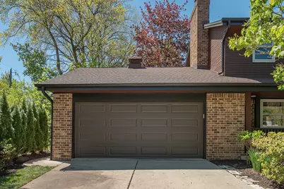 6411 N Bittersweet Ln, Glendale, WI 53217 - Photo 6