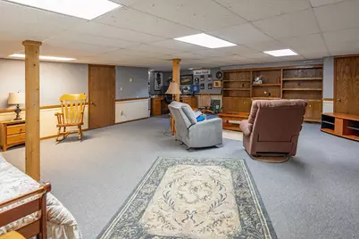 6411 N Bittersweet Ln, Glendale, WI 53217 - Photo 42
