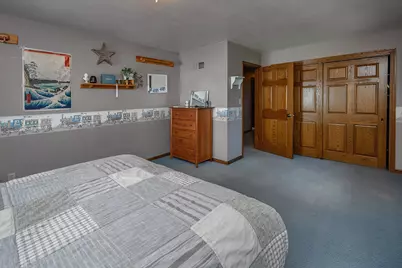 6411 N Bittersweet Ln, Glendale, WI 53217 - Photo 38