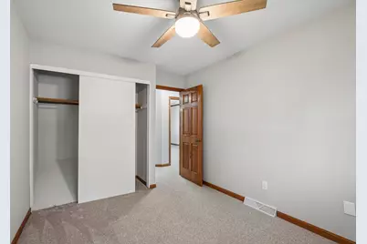 W163N11467  Windsor Ct, Germantown, WI 53022 - Photo 24
