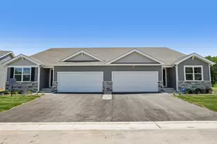 794 Concord Circle, Burlington, WI 53105 - Photo 2