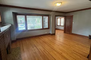 2720 N 52nd St, Milwaukee, WI 53210 - Photo 10