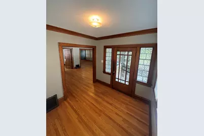 2720 N 52nd St, Milwaukee, WI 53210 - Photo 6