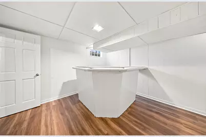 1542 W Iona Ter, Milwaukee, WI 53221 - Photo 26