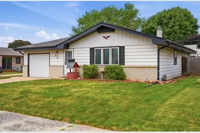 1542 W Iona Ter, Milwaukee, WI 53221 - Photo 30