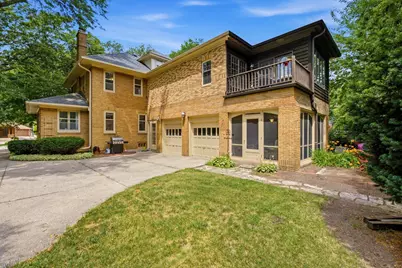 1534  Upper Pkwy, Wauwatosa, WI 53213 - Photo 54