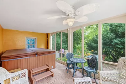 1534  Upper Pkwy, Wauwatosa, WI 53213 - Photo 42