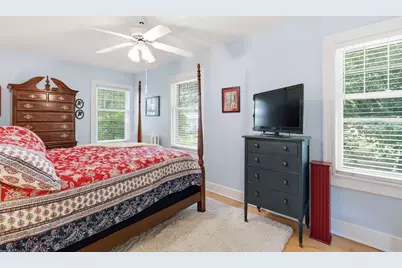 1534  Upper Pkwy, Wauwatosa, WI 53213 - Photo 32