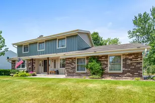 W177S7765 Kristin Dr, Muskego, WI 53150 - Photo 2