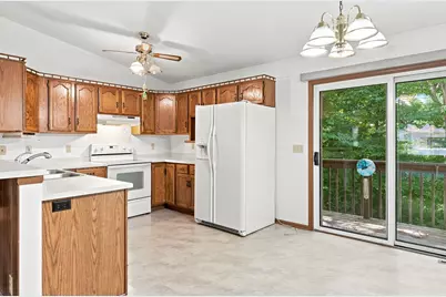 117  Manor Ct, Slinger, WI 53086 - Photo 8