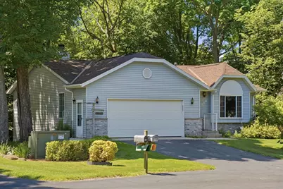 117  Manor Ct, Slinger, WI 53086 - Photo 1