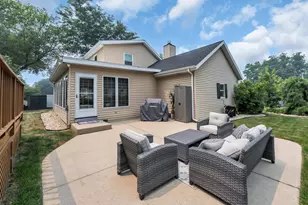 609 Lewis St, Burlington, WI 53105 - Photo 40