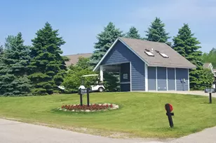 1813 Golfview Dr, Geneva, WI 53147 - Photo 46