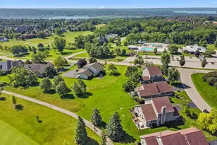 1813 Golfview Dr, Geneva, WI 53147 - Photo 1