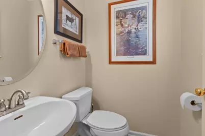 1813  Golfview Dr #35-03, Geneva, WI 53147 - Photo 18