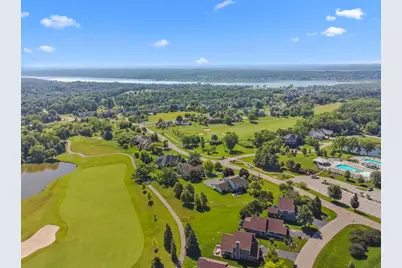 1813  Golfview Dr #35-03, Geneva, WI 53147 - Photo 28