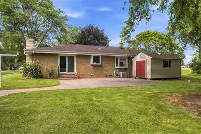 3835 W 5 1/2 Mile Rd, Racine, WI 53108 - Photo 32