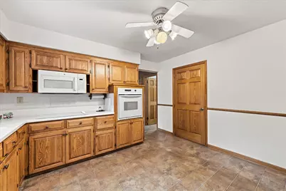 3835 W 5 1/2 Mile Rd, Racine, WI 53108 - Photo 14