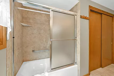 W264S7300  Kings Peak Ct, Vernon, WI 53189 - Photo 28