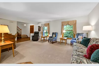 W264S7300  Kings Peak Ct, Vernon, WI 53189 - Photo 6