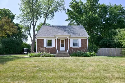 8001 W Cold Spring Rd, Greenfield, WI 53220 - Photo 1