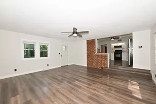 8001 W Cold Spring Rd, Greenfield, WI 53220 - Photo 2