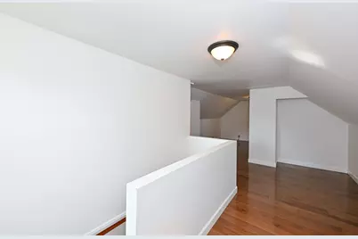 8001 W Cold Spring Rd, Greenfield, WI 53220 - Photo 14