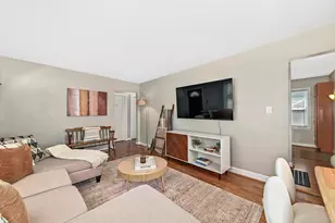 158 N 92nd St, Milwaukee, WI 53226 - Photo 6