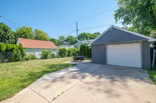 158 N 92nd St, Milwaukee, WI 53226 - Photo 26