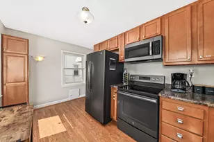 158 N 92nd St, Milwaukee, WI 53226 - Photo 10