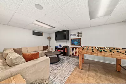 158 N 92nd St, Milwaukee, WI 53226 - Photo 20