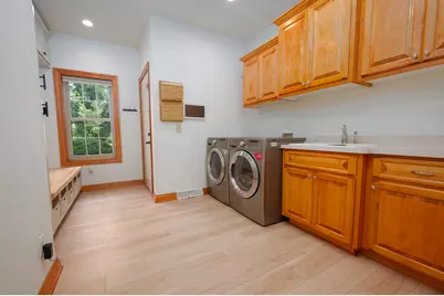 363  Sunshine Dr, Hartland, WI 53029 - Photo 20