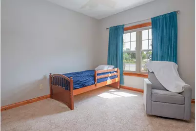 363  Sunshine Dr, Hartland, WI 53029 - Photo 14