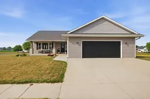 150 Grove Ct, Cedar Grove, WI 53013 - Photo 38