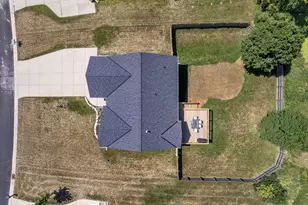 W1066 Audubon Park Dr, Ixonia, WI 53036 - Photo 40